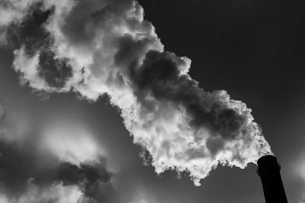 Inquinamento Atmosferico Emissioni Nocive Pessima Ecologia Fumo Dalla Pipa Fabbricazionefumo — Foto Stock