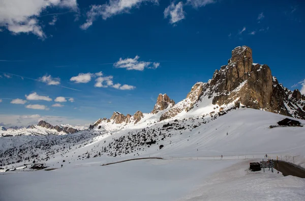 Prachtige Winter Landschap Met Sneeuw Alpen Dolomieten Panorama Van Sneeuw — Stockfoto
