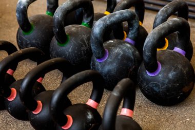 Chisinau, Moldova - 25 Mayıs 2019: Spor müsabakaları Açık havada Chisinau, Moldova. Fitness, spor, zafer, başarı ve sağlıklı yaşam tarzı kavramı. Açık havada spor yapan genç sporcular.