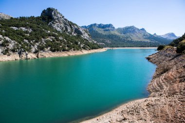 Mallorca serra de Tramuntana dağlarında Gorg Blau gölü, İspanya