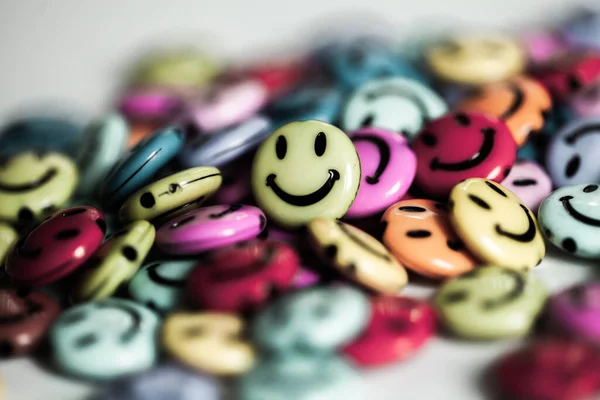 Happy Smiley Emoticon Face Icono Sonriente — Foto de Stock