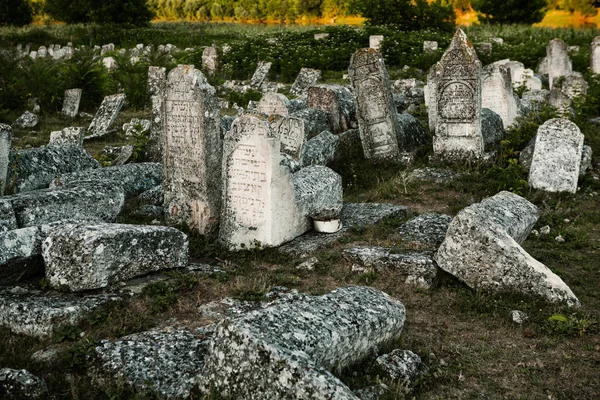 Grafstenen Middeleeuwse Joodse Begraafplaats Republiek Moldavië Een Van Grootste Joodse — Stockfoto