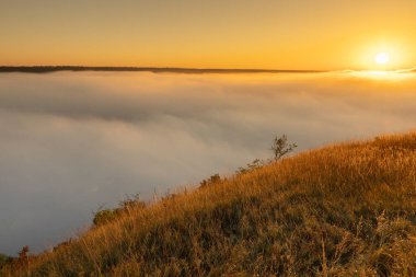 Moldova Cumhuriyeti 'nin Manzarası Sabah Sisi, Puslu Kırsal Görüş