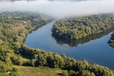 Moldova Cumhuriyeti 'nin Dinyester Nehri Kırsal Doğa' da Akan Manzarası