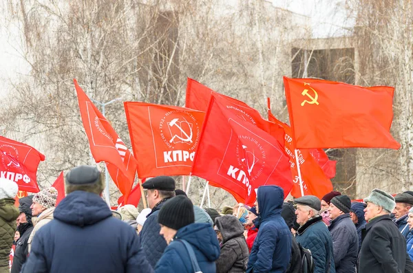 Ciudad de Ulyanovsk, Rusia, marzo 23, 2019, un mitin de comunistas contra la reforma del gobierno ruso — Foto de Stock