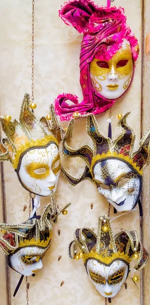Composição Máscaras Carnaval Arroz Efeito Gráfico Leve — Fotografia de Stock
