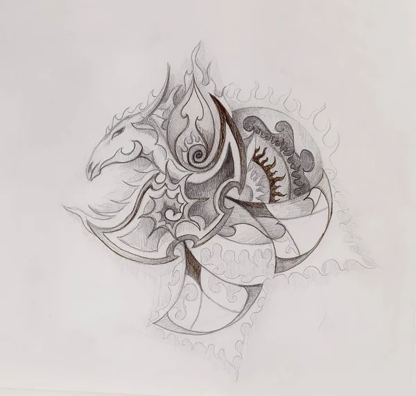 Dibujo de cabeza de dragón sobre papel . — Foto de Stock