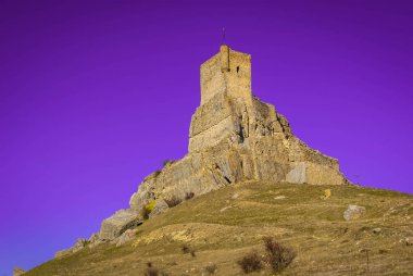 Görüntü Atiensa Kalesi, Castilla la Mancha, İspanya'nın kalıntıları