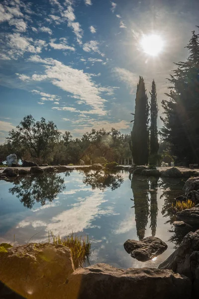 Peisaj Frumos Lac Reflecții Apă Crimeea — Fotografie, imagine de stoc