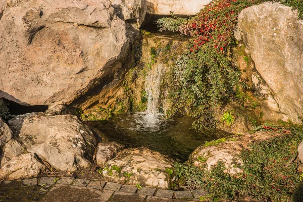 Kırım 'da şelaleli güzel manzara