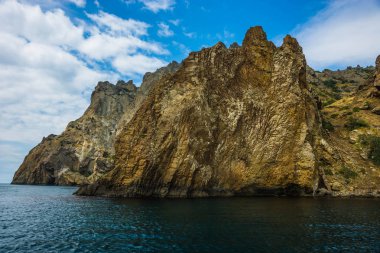 Deniz manzarası Koktebel yakınındaki görüntü dağ Crimea'da Karadağ ile