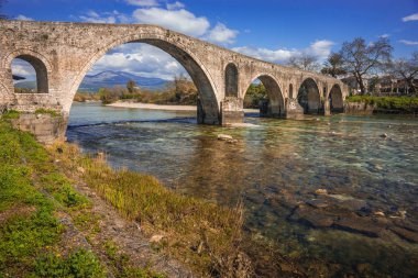 Görüntü Medieval köprü nehir Arahthos Arta, Yunanistan üzerinden