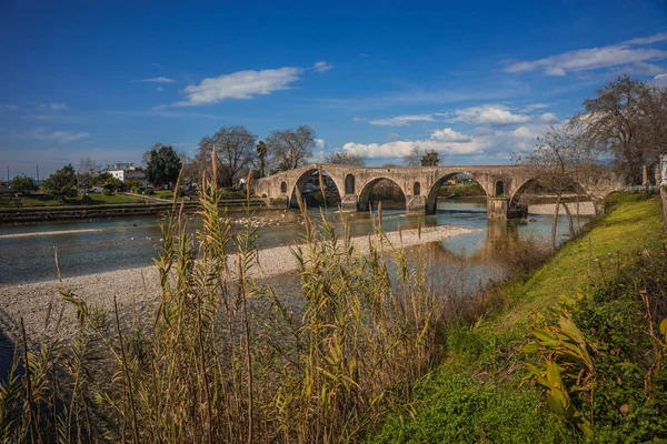 Imagem Ponte Medieval Sobre Rio Arahthos Arta Grécia — Fotografia de Stock