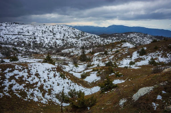 Beau Paysage Hivernal Dans Les Montagnes Zagorohoria Grèce — Photo