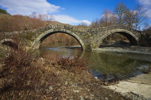 Imagem Antiga Ponte Sobre Rio Zagorohoria Grécia — Fotografia de Stock