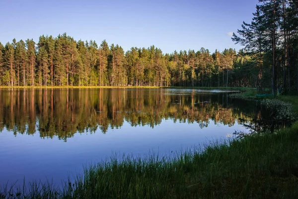 Malerische Landschaft Mit See Und Spiegelungen Karelien Russland — Stockfoto