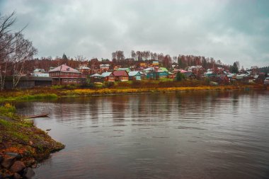 Rusya Ples en güzel şehirlerinden biri olan doğal görünümünü