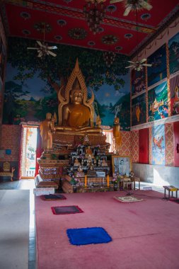 Koh Samui, Tayland - 26 Mart 2012: Surat Thani Tayland Koh Samui Wat Plai Laem Tapınağı