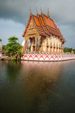 Wat Plai Laem tapınak Koh Samui Surat Thani Tayland içinde