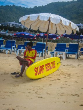 Üzerinde Karon beach, Phuket Tayland Beach cankurtaran