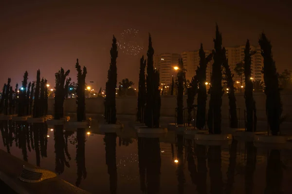 Fogos Artifício Fundo Cidade Noturna Valência Espanha — Fotografia de Stock