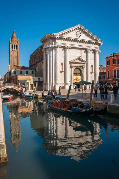 Venezia Italia Marzo 2011 Persone Sui Canali Venezia Italia — Foto Stock