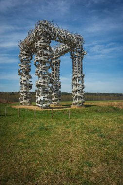 Yaroslavl, Rusya Federasyonu - 01 Mayıs 2018, bahar Nikola Lenivets Park Rusya Kaluga bölgesi garip binalar, yatay