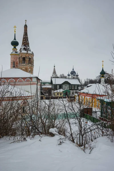 Зимний Пейзаж Церковью Суздале Владимирской Области России — стоковое фото