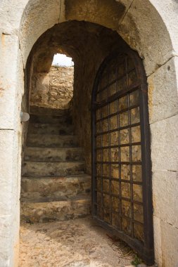 Kasaba Nafplion g yakınındaki Bourtzi adada kalesi kalıntıları