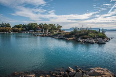 Peloponnese, Greec üzerinde Methana Yarımadası üzerinde güzel deniz manzarası