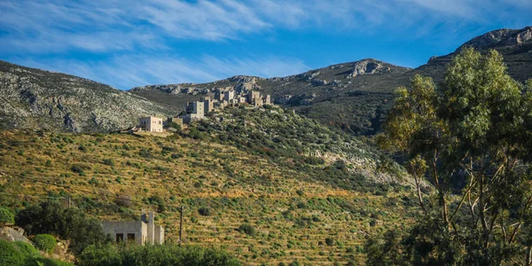 Ciudad abandonada del Vatio en el interior de Mani en el Peloponeso en Grecia — Foto de Stock