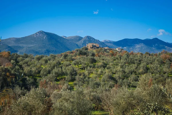 Paisaje de montaña en el interior de Mani en el Peloponeso, Grecia — Foto de Stock