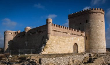 Arevalo, Avila, Castilla y Leon, Ispanya 'da kale Harabeleri