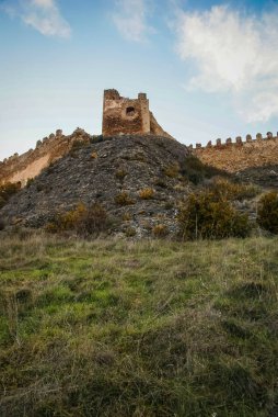 Castilla y Leo içinde Burgos eyaletindeki Clavijo 'da harap kale