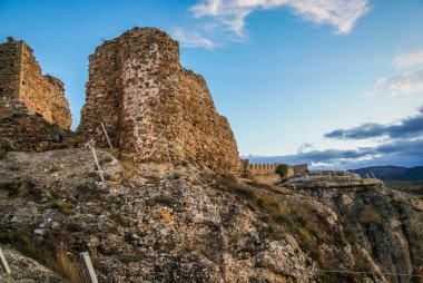 Castilla y Leo içinde Burgos eyaletindeki Clavijo 'da harap kale