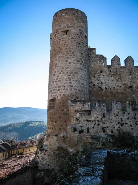 Ερείπια του ερειπωμένο κάστρο στην πόλη Frias στην επαρχία του Μπούργος, — Φωτογραφία Αρχείου