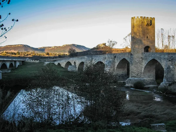 Medieval stone bridge over river near city of Frias in province — Stock Photo, Image