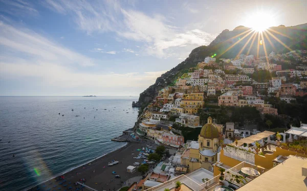 Positano Paisagem Urbana Linha Costeira Mar Mediterrâneo Itália — Fotografia de Stock