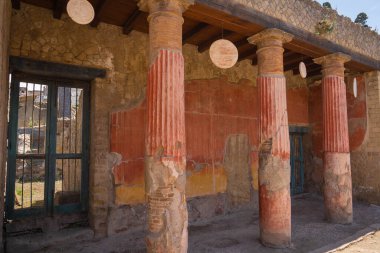 Vezüv, Campania, İtalya 'nın püskürmesinden sonra geriye kalan Herculaneum antik Roma kalıntıları