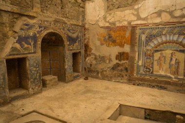 İtalya 'da Campania' daki Vesuvius patlaması sırasında Ercolano 'daki Neptün ve Amphitrite (Herculaneum) duvar mozaiğinin görüntüsü