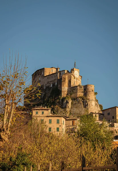 Veduta Panoramica Delle Fortificazioni Medievali Castello Rocca Abbaziale Subiaco Italia — Foto Stock