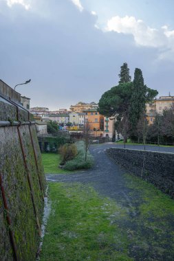 İtalya 'nın Lazio kentindeki Bracciano kentindeki manzara.