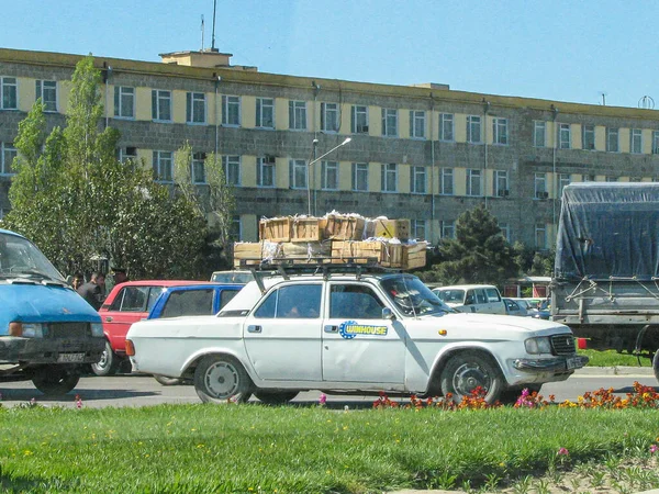 Azerbaijan Baku May 2007 Classic Soviet Vintage Sedan Car Volga — Stock Photo, Image