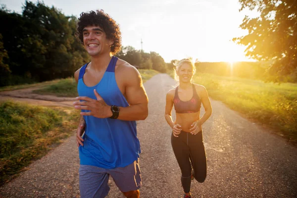 Young Fit Motivated Couple Jogging Early Morning Happy Strong Good — Stock Photo, Image