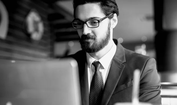 Successful Handsome Young Bearded Businessman Suit Working Laptop Cafe Black — Stock Photo, Image