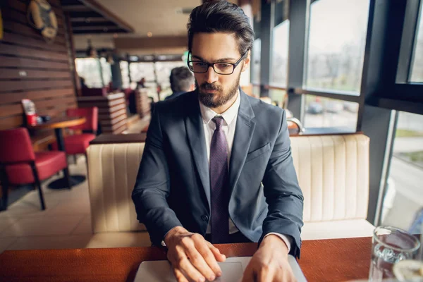 Successful Handsome Young Bearded Businessman Suit Working Laptop Cafe — Stock Photo, Image