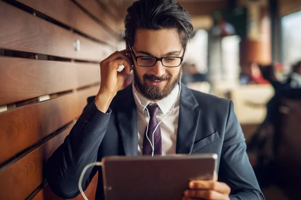 Successful Handsome Young Bearded Businessman Suit Working Tablet Cafe — Stock Photo, Image