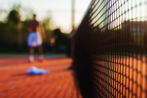 Close Focused Tennis Net Blurred Figure Man Background — Stock Photo, Image