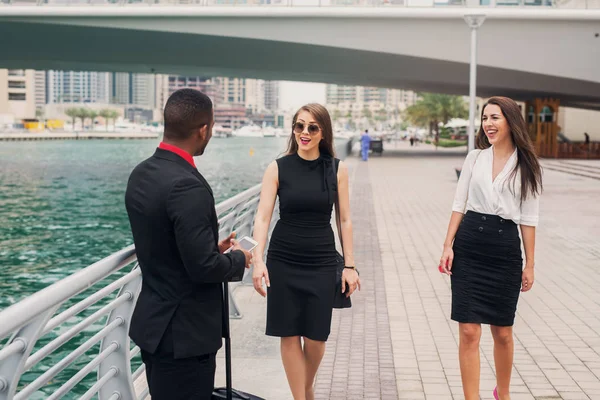 New Job Big City Two Beautiful Business Woman Meeting New — Stock Photo, Image