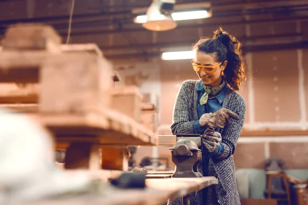 Girl Working Clamp Protective Glasses — Stock Photo, Image